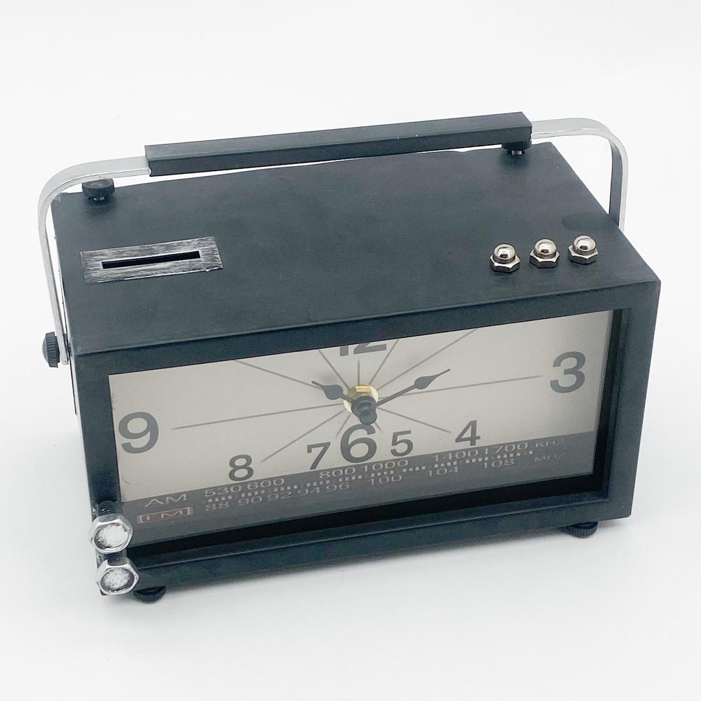 Retro Table Clock