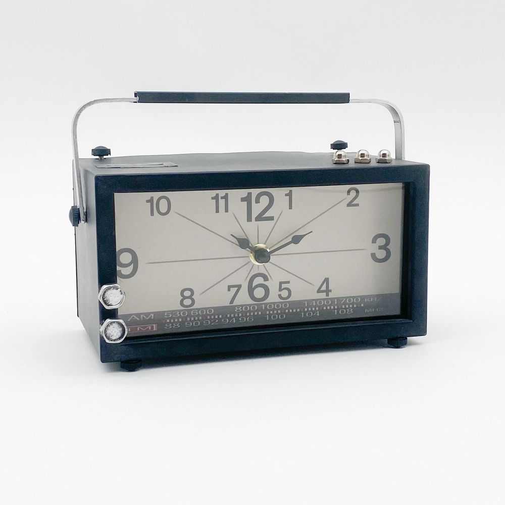 Retro Table Clock