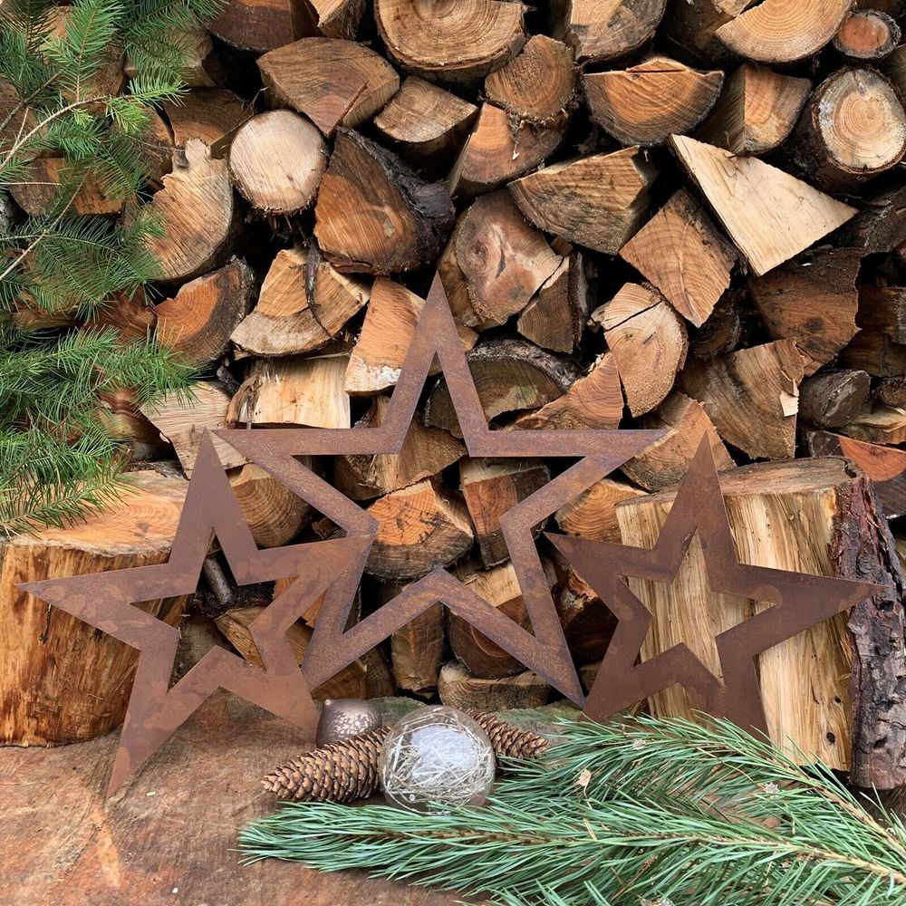 Rustic Stars Metal Decoration outside view