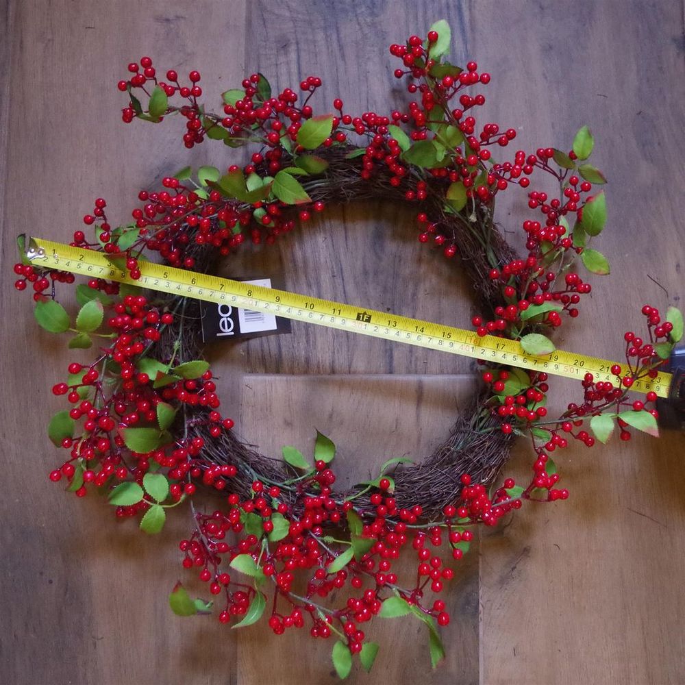 Red Berry Floristry Wreath