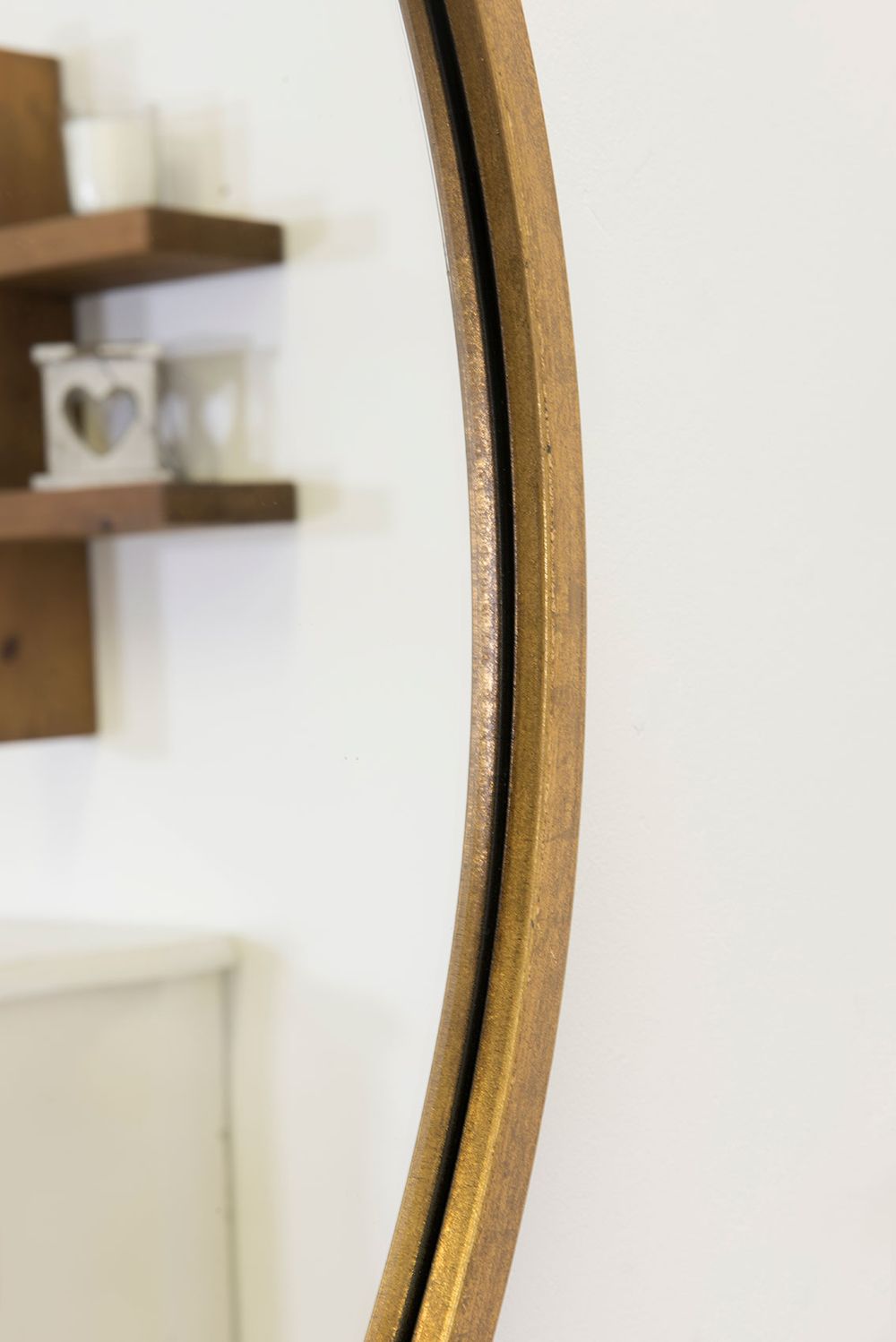 Elegant Bevelled Round Mirror